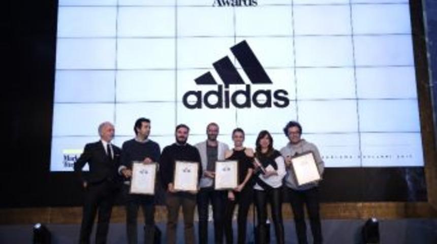 Adidas Yılın En İtibarlı Spor Markası Se&ccedil;ildi
