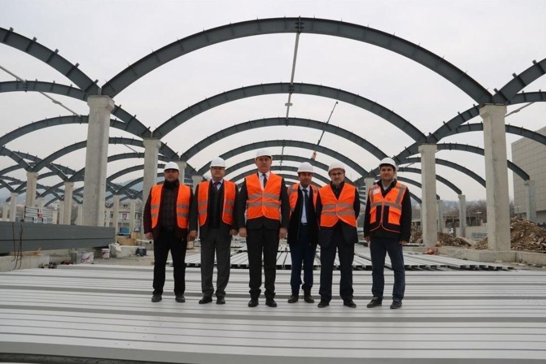 Başkan Işık, 22 Milyon Liralık &Uuml;&ccedil; B&uuml;y&uuml;k Projeyi Gezdirdi