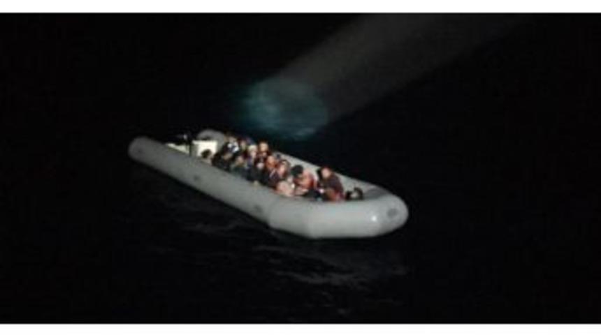 G&uuml;zel&ccedil;amlı&rsquo;da 7&rsquo;si &Ccedil;ocuk 22 Ka&ccedil;ak G&ouml;&ccedil;men Yakalandı