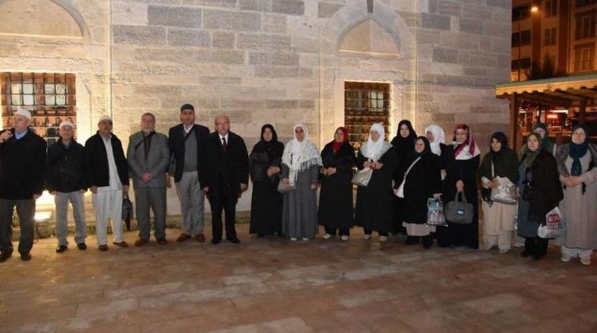 Başkan Albayrak, Umre Yolcularını Uğurladı