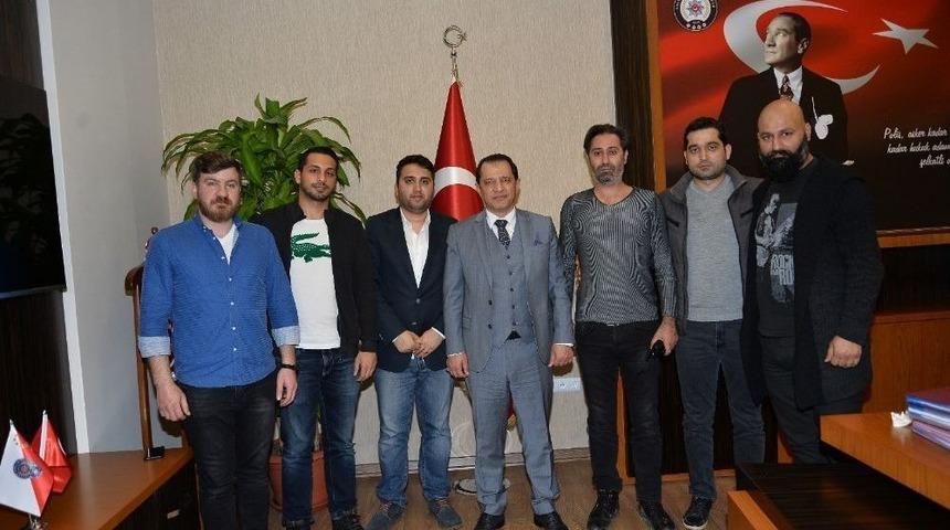 Emniyet Müdürü Yıldız’dan Gazetecilere ‘pasta’ Jesti