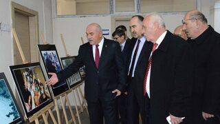 Kamera Arkasındakiler Sergisi