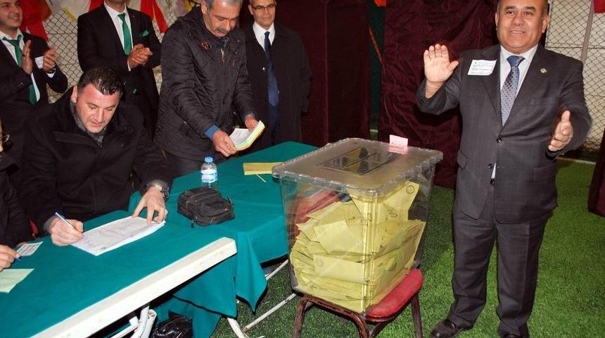 Salihli&rsquo;de Esnaf 7. Kez Y&uuml;ksel Hisar&rsquo;ı Se&ccedil;ti