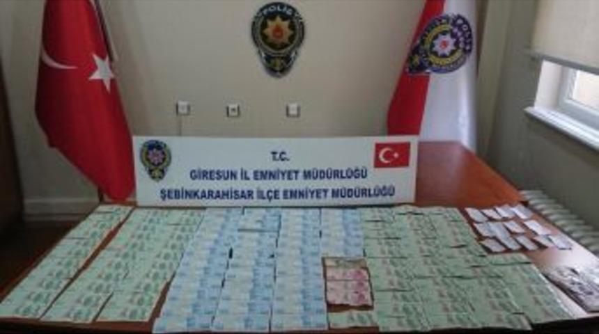 Sahte Para İle 3 İl Gezdiler Pompacıya Yakalandılar