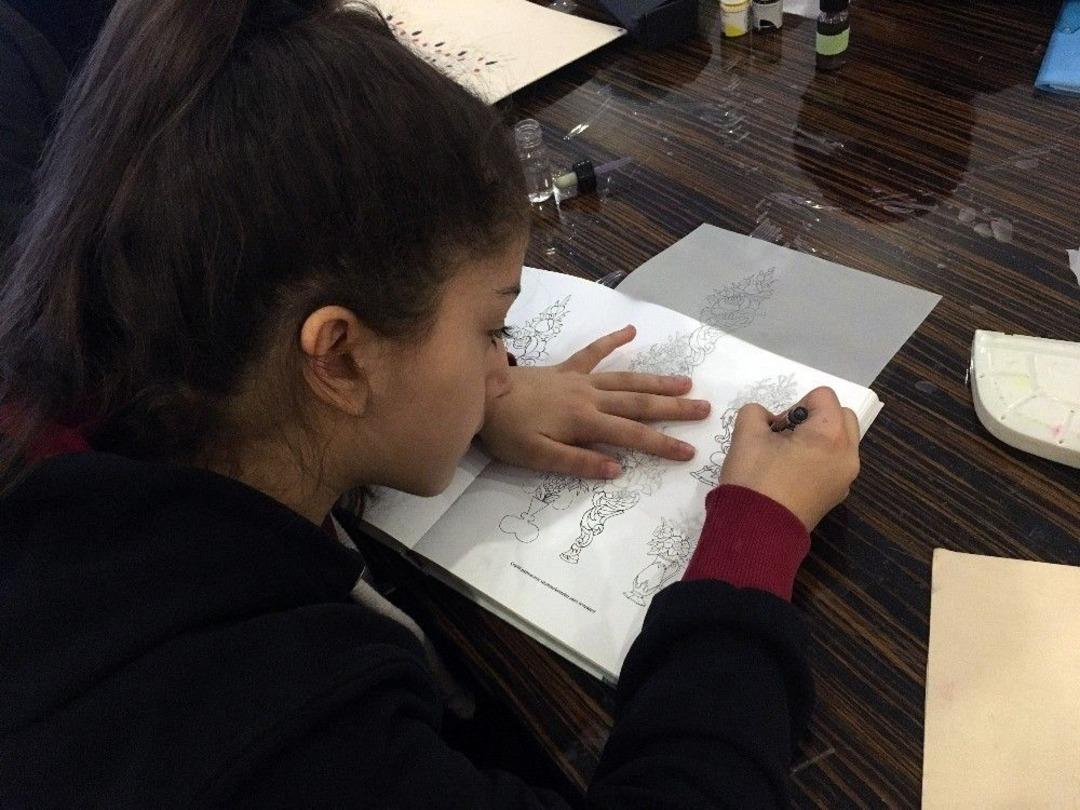 (&ouml;zel Haber) Minik Ellerden &Ccedil;ıkan Altın Tezhipler