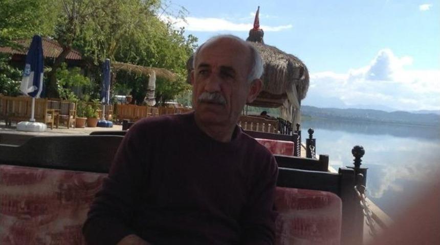 Emekli &Ouml;ğretmen Bı&ccedil;aklanarak &Ouml;ld&uuml;r&uuml;ld&uuml;