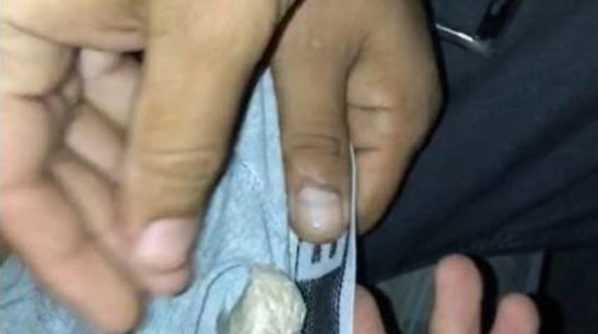 &rsquo;baron&rsquo; Yazan İ&ccedil; &Ccedil;amaşırından Eroin Ve Kokain &Ccedil;ıktı