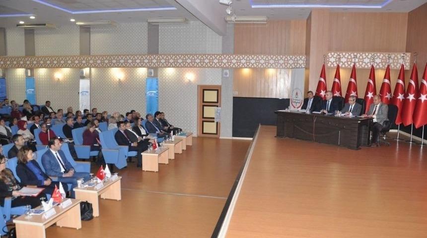 Taşeron İş&ccedil;ilere Bilgilendirme Toplantısı