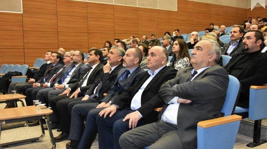 Om&uuml;&rsquo;de Bilimde Başarının Sırları Konuşuldu