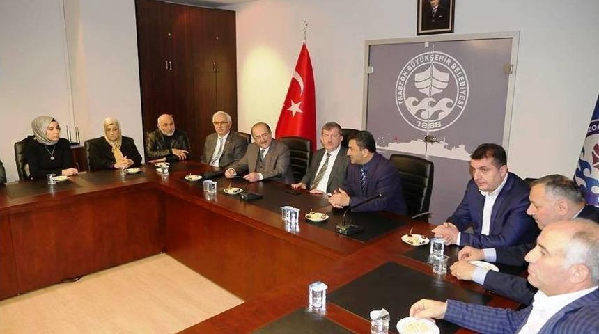 Ak Parti Ortahisar İl&ccedil;e Başkanı Altunbaş&rsquo;tan, B&uuml;y&uuml;kşehir Ve Ortahisar Belediyelerine Ziyaret