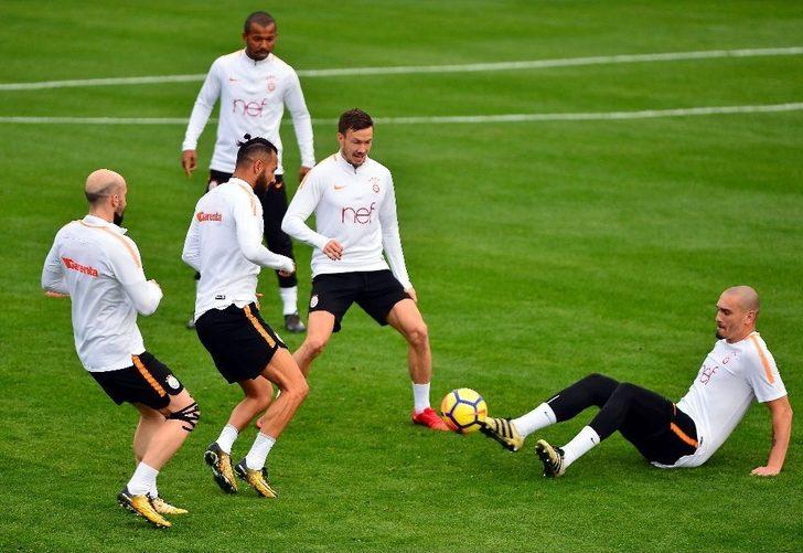 Galatasaray, Çalışmalarına Devam Ediyor G2