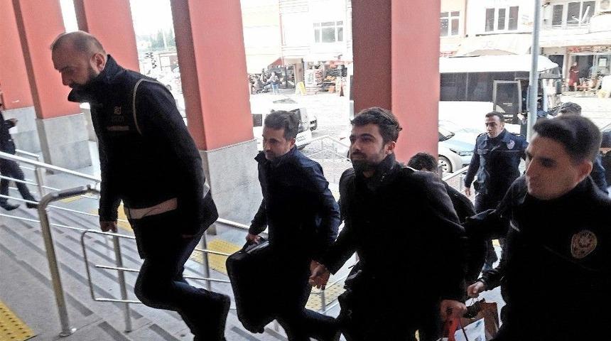 Kocaeli&rsquo;de Fet&ouml; Operasyonu 8 Kişi Adliyeye Sevk Edildi