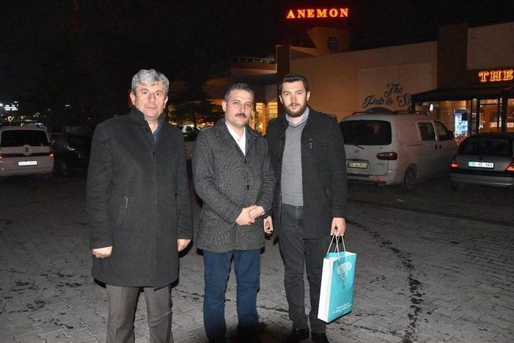 Başkan Karaçoban’dan Gazetecilere Jest G4