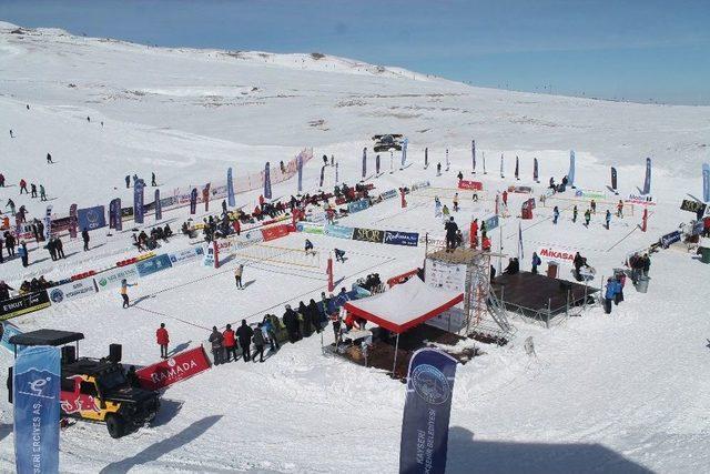 Erciyes Avrupa Kar Voleybolu Kupası Başlıyor