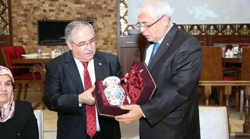 Vali Yardımcısı Sedat Oktar Emekli Oldu