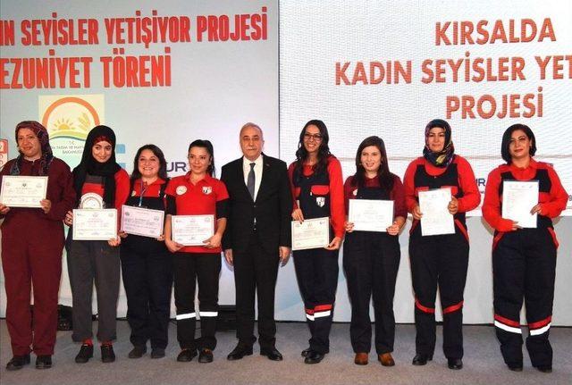 Bakan Fakıbaba: "2017 Yılında 16 Bin Genç Çiftçinin Yüzde 60’ını Genç Kadın Çiftçiler Oluşturdu" 2