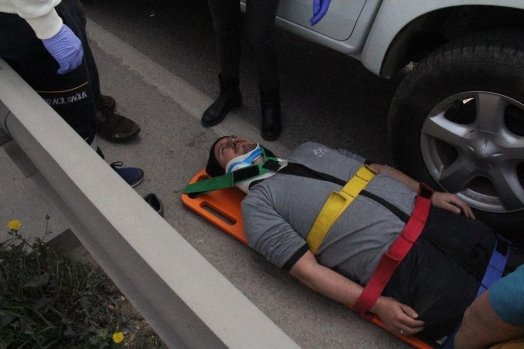 Kocaeli&rsquo;de Zincirleme Trafik Kazası: 2 İş&ccedil;i Yaralı