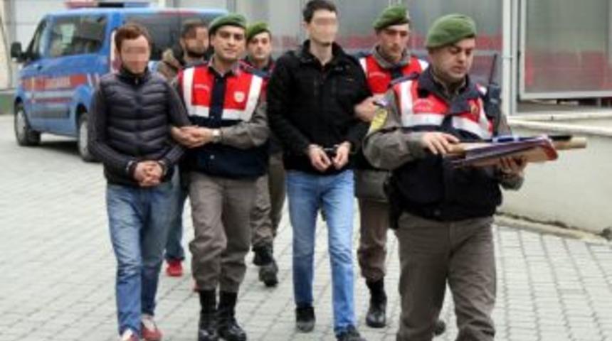 Okulda Taciz Ve Olay &Ccedil;ıkarmaya 3 G&ouml;zaltı