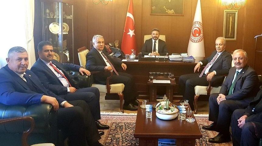 Başkanlar &Uuml;reticilerin Mağduriyetini Dile Getirdi