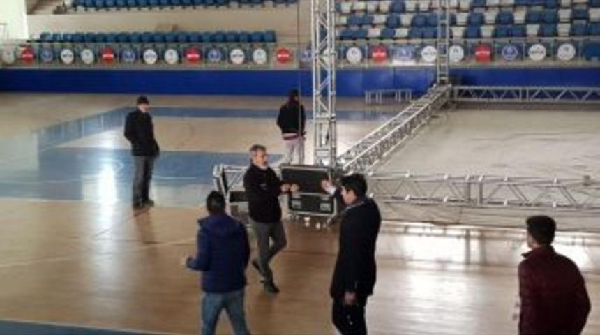 Reng-i Hakkari İle Dev Sanatsal Organizasyon