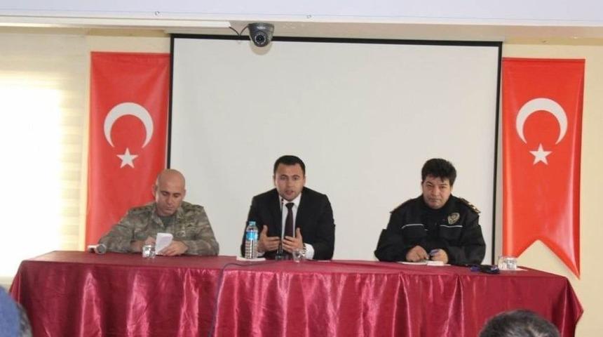Bulanık&rsquo;ta G&uuml;venlik Toplantısı