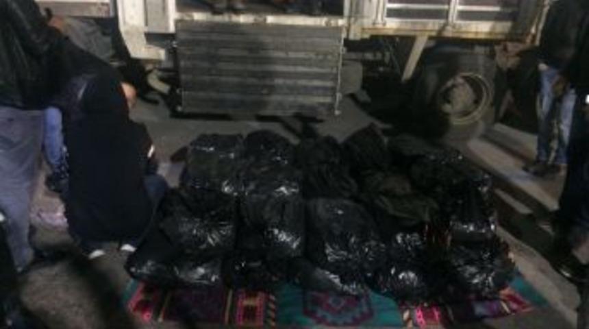 Mersin&rsquo;de 164.5 Kilo Esrar Ele Ge&ccedil;irildi