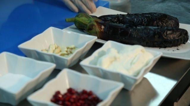 Narlı patlıcan ezme için gerekli malzemeler nelerdir?