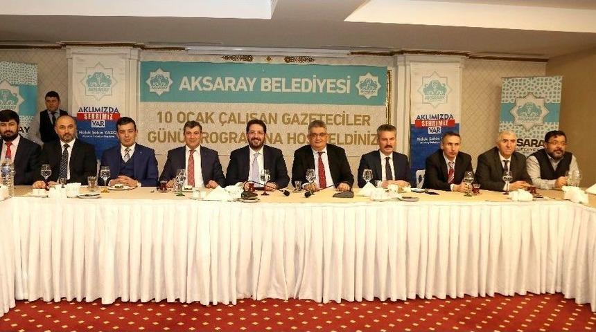 Aksaray&rsquo;da Protokol, Gazeteciler G&uuml;n&uuml;&rsquo;nde Medya Mensuplarıyla Buluştu
