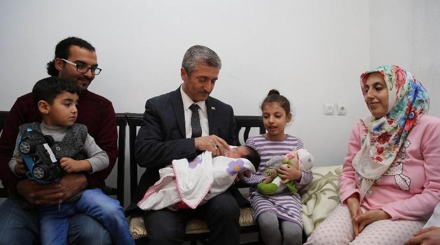 Şahinbey&rsquo;de 7 Yılda 81 Bin Bebeğe "hoş Geldin" Hediyesi
