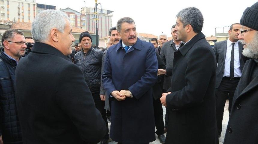 Başkan G&uuml;rkan, Minib&uuml;s&ccedil;&uuml; Esnafları İle Bir Araya Geldi