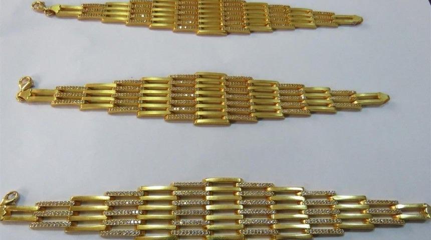 Sahte Altınla 25 İlde Dolandırıcılık Yapan Şahıslar Uşak’ta Yakandı