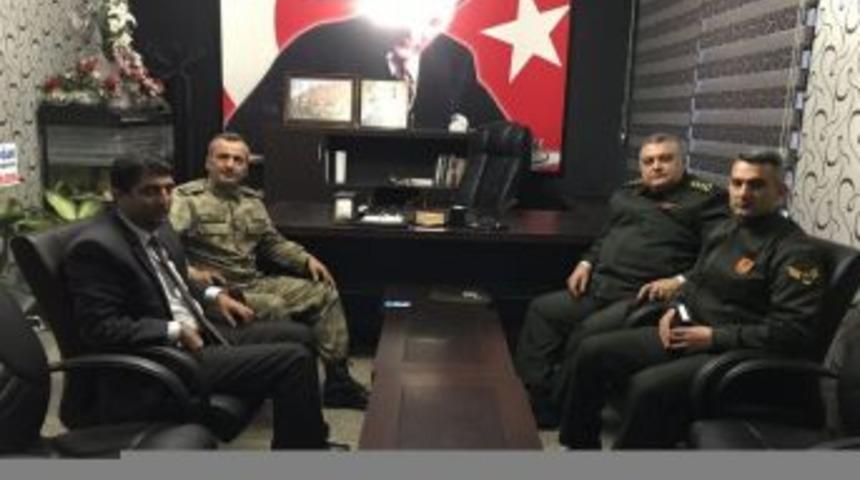 Komutanlardan Agad&rsquo;a Ziyaret