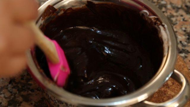 Makaron kreması nasıl yapılır?