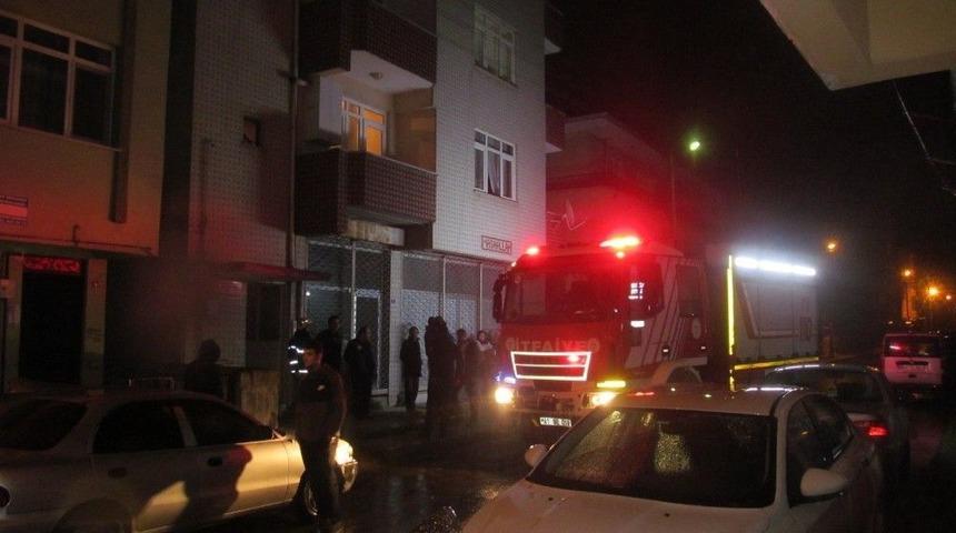 Kocaeli&rsquo;de Aynı Sokakta &Ccedil;ıkan 4 Farklı Yangın İtfaiye Ve Polisi Alarma Ge&ccedil;irdi