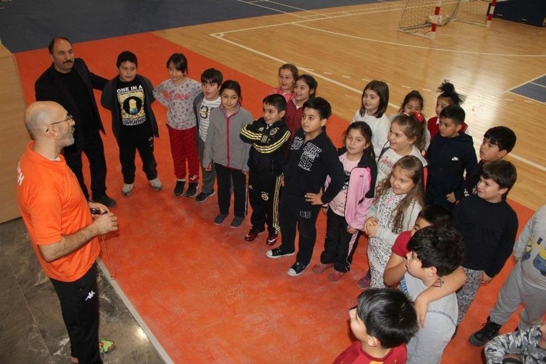 Obeziteye Karşı Oyunlu &Ccedil;&ouml;z&uuml;m