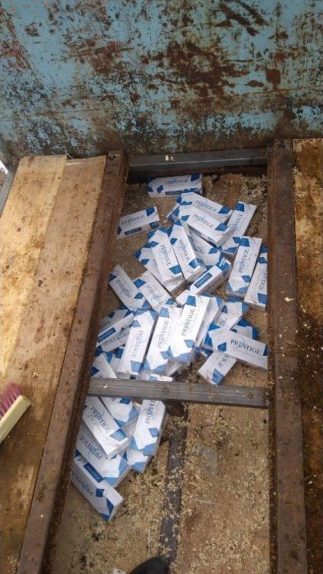 Van’da 15 Bin 700 Paket Kaçak Sigara Ele Geçirildi