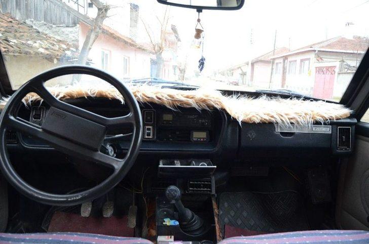 41 Yıllık Yol Arkadaşından Ayrılamıyor G3