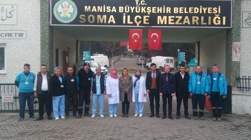 Soma Maden Şehitliğinde Bakım &Ccedil;alışması
