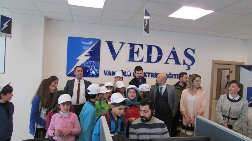 Tegv&rsquo;li &Ccedil;ocuklardan Vedaş&rsquo;a Ziyaret