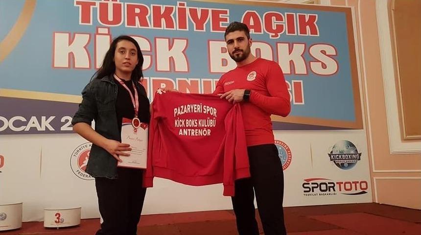 Başkan Yal&ccedil;ın&rsquo;dan Başarılı Sporculara Destek