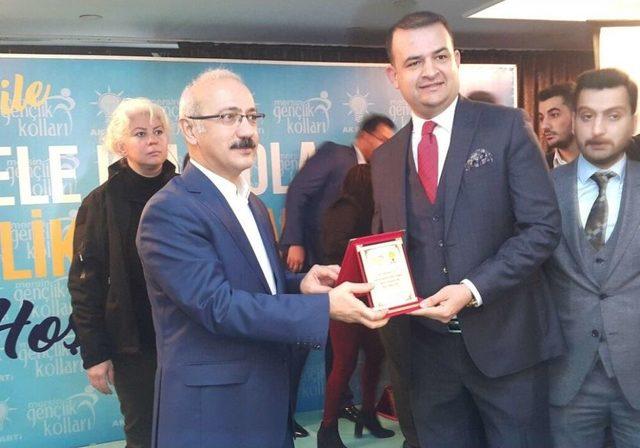 Bakan Elvan, Mersin’de Gençlerle Buluştu