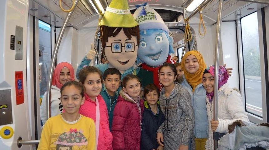 Kartepeli &Ccedil;ocuklar Tramvayı &Ouml;ğrendi