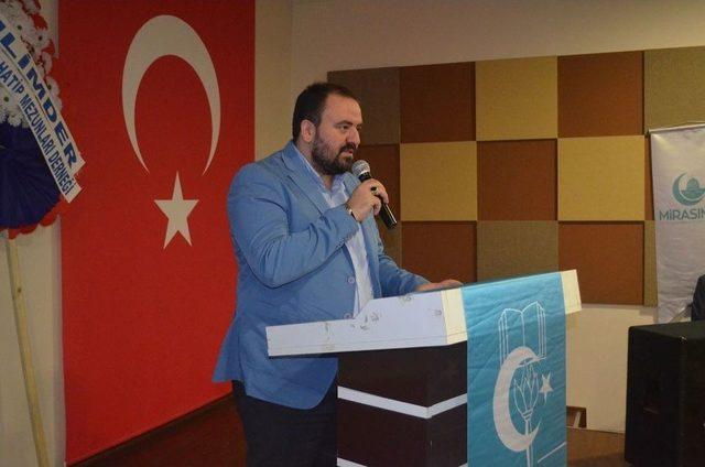 Kula’da ’davamız Kudüs’ Konferansı