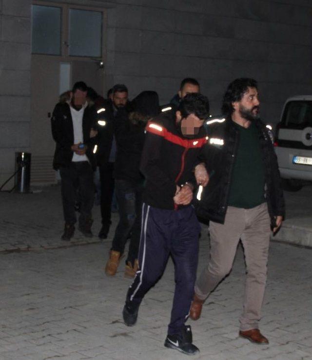 Samsun’da Uyuşturucudan Gözaltına Alınan 13 Kişi Adliyeye Sevk Edildi