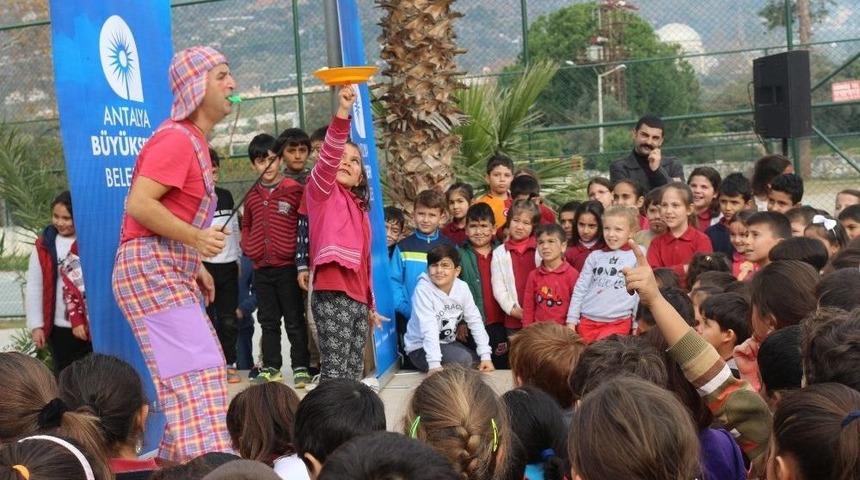 Şeker Portakalı Aracı Alanya Mahmutlar&rsquo;da