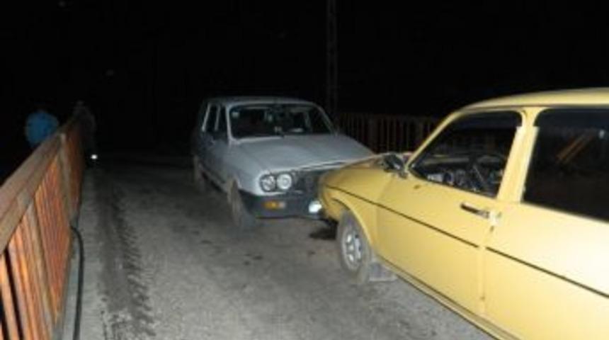 Mersin&rsquo;de Trafik Kazası: 2 Yaralı