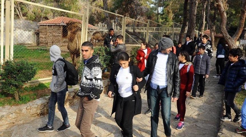 Kepez’de Engeller Kalkıyor Projesi Devam Ediyor