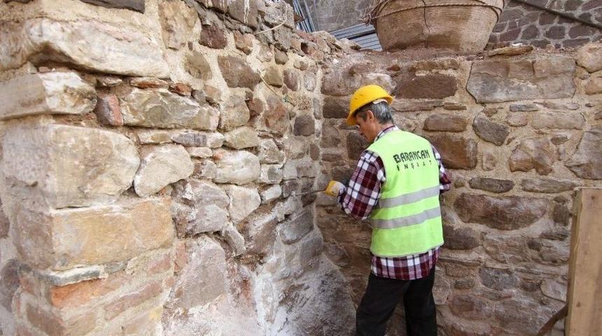 Pembe K&ouml;şk &Ouml;z&uuml;ne D&ouml;necek