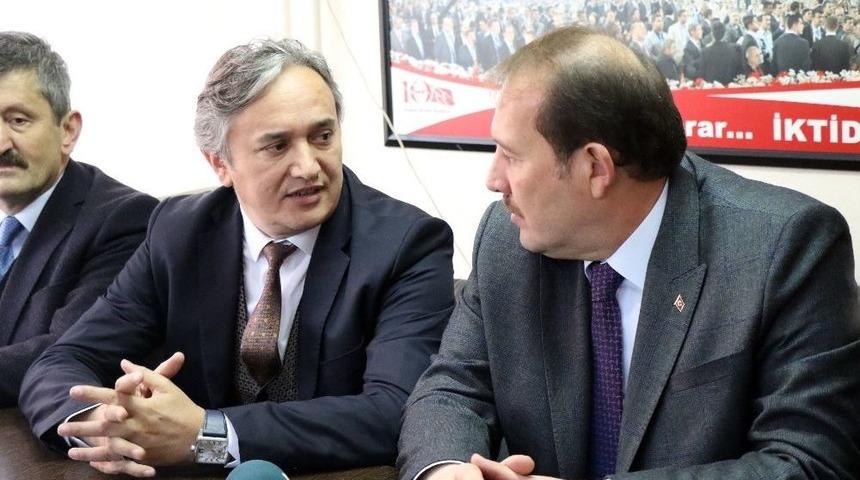 Chp&rsquo;li &Ouml;zel&rsquo;e Mhp&rsquo;den Sert Yanıt; &rsquo;istediğin Kadar Ağla, Cırla Bu İş B&ouml;yle Devam Edecek&rsquo;