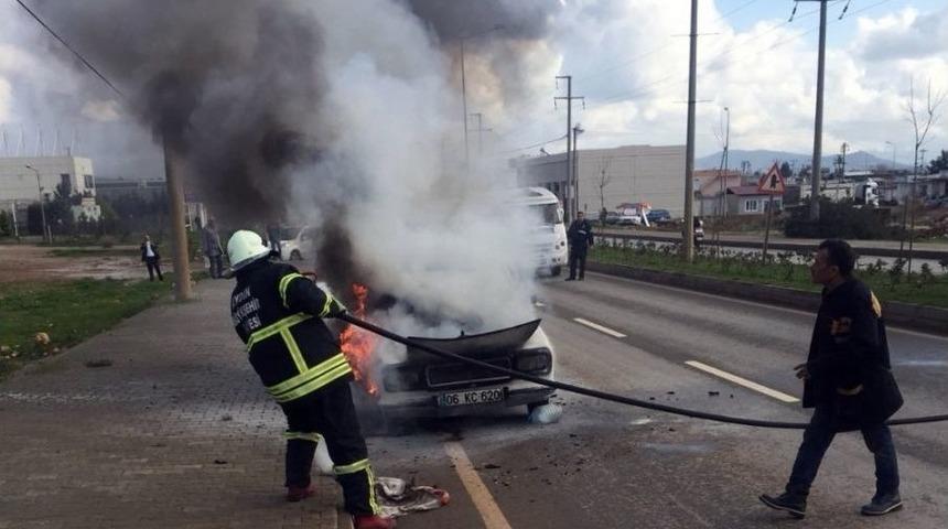 Didim&rsquo;de Seyir Halindeki Ara&ccedil; Yandı